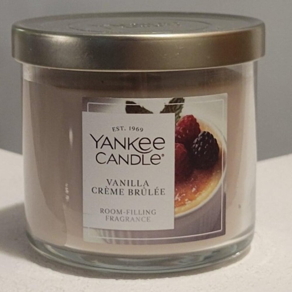 NWT Yankee Candle - Vanilla Creme Brulee